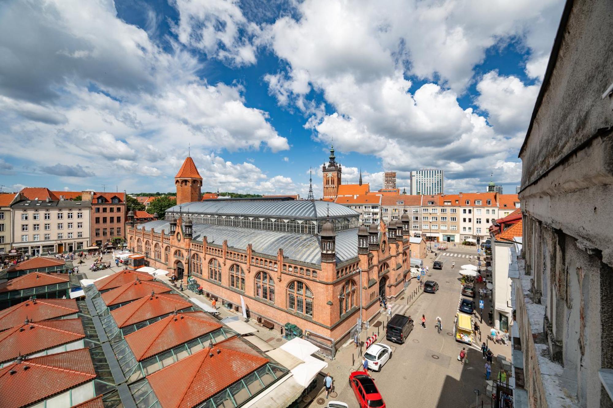 Stunning Apartment With Balcony Gdansk Bagian luar foto