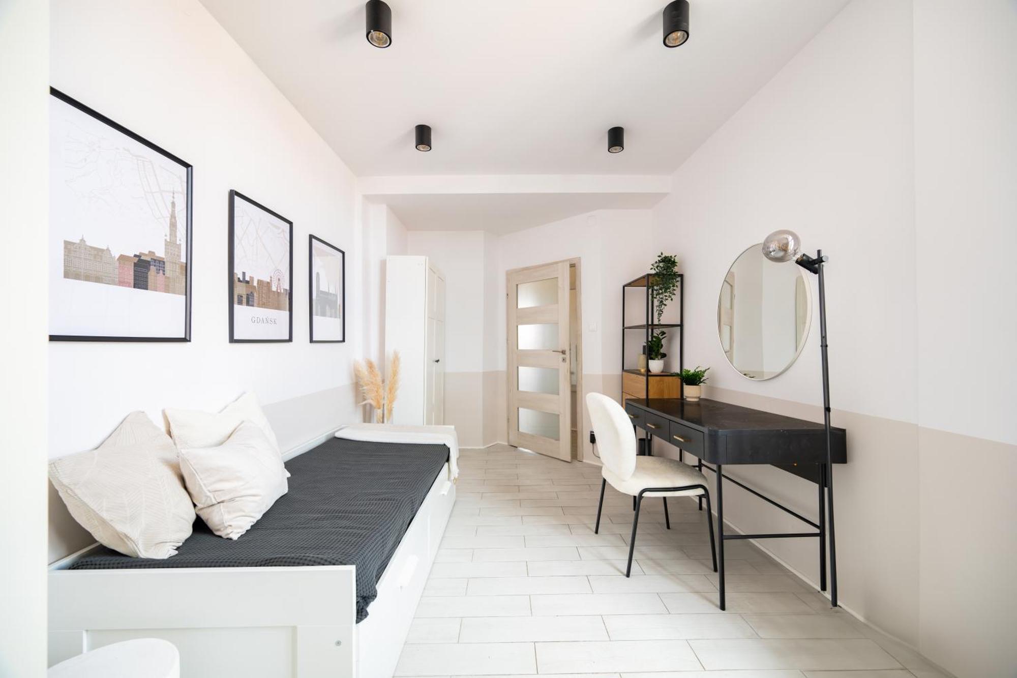Stunning Apartment With Balcony Gdansk Bagian luar foto