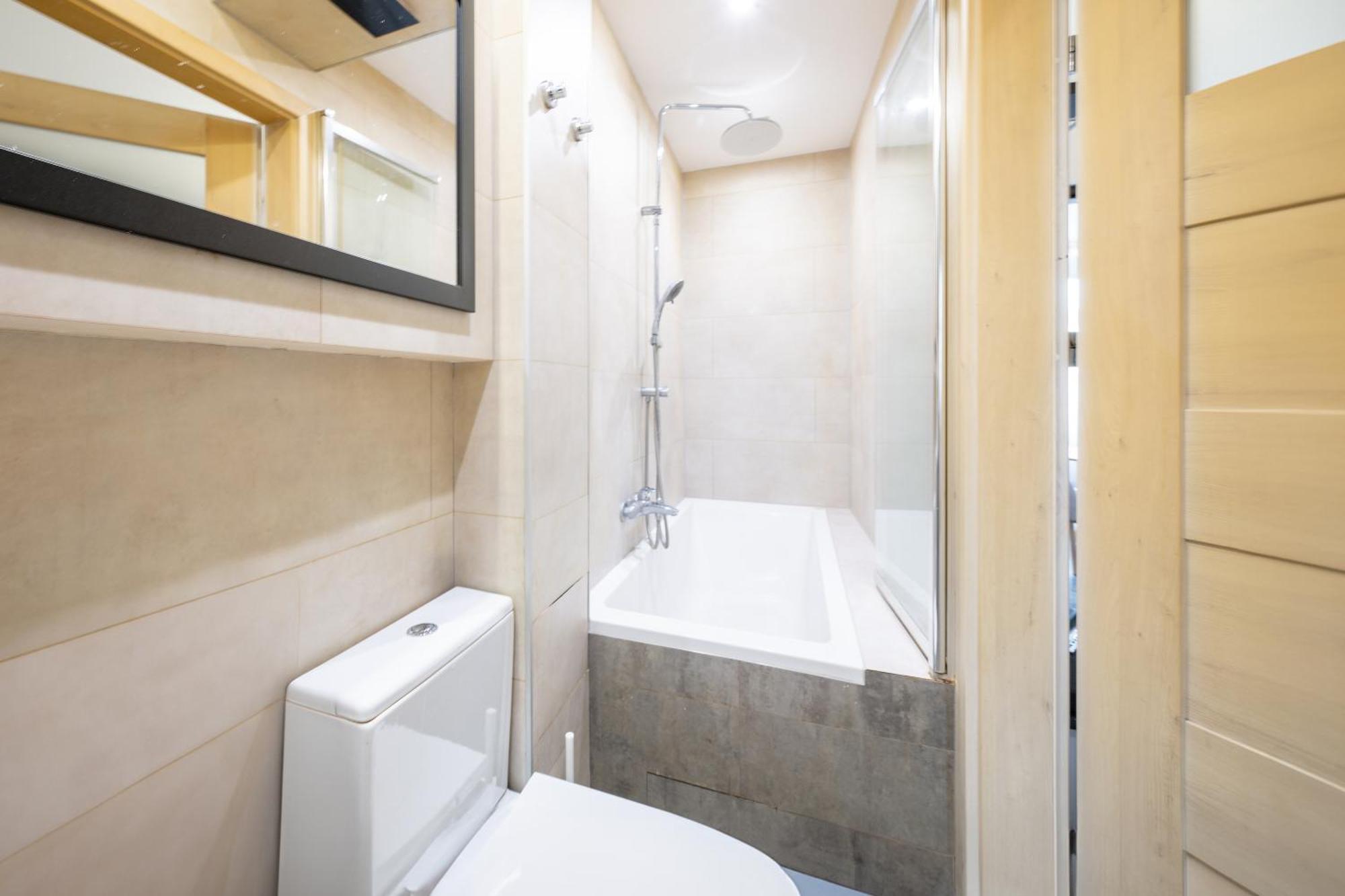 Stunning Apartment With Balcony Gdansk Bagian luar foto